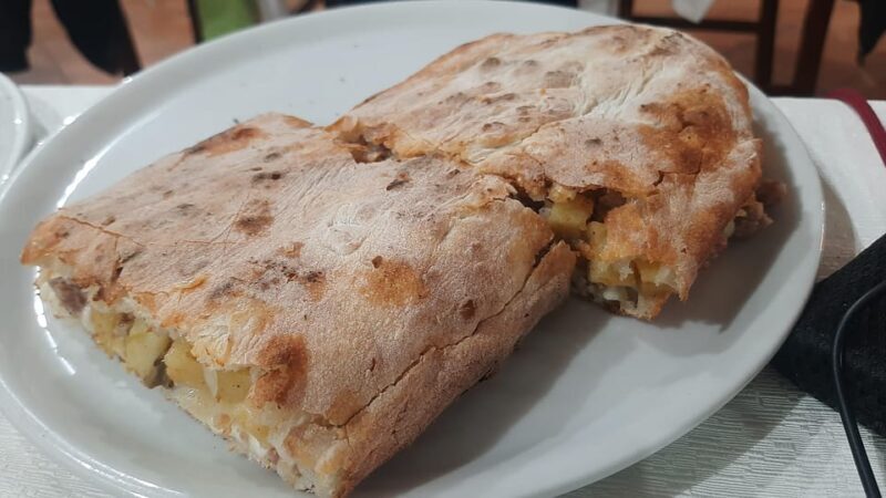 Food Porn of Naples - Navigating Spaccanapoli: The Food Lovers Paradise