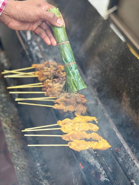 Food Tasting in Bangkok - Visiting Chinatown Attractions