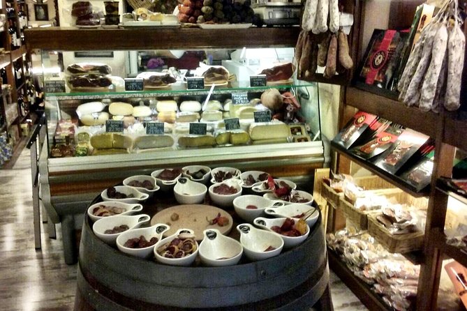 Food Tasting Walking Tour in Palma With a Local - Immerse in Local Flavors