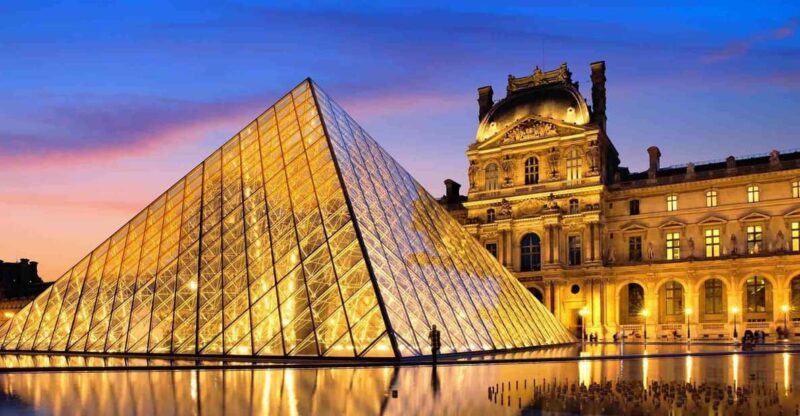 Food Tour Around Eiffel With Louvre, Wine & Hotel Pick up - Key Points