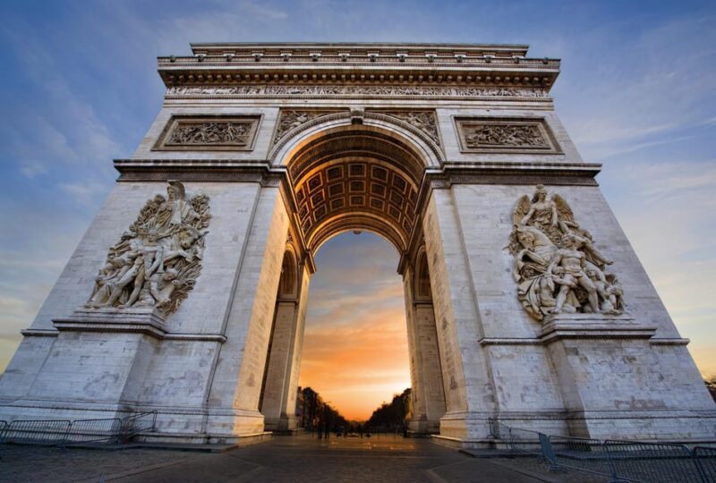Food Tour Around Eiffel With Louvre, Wine & Hotel Pick up - Transportation and Logistics