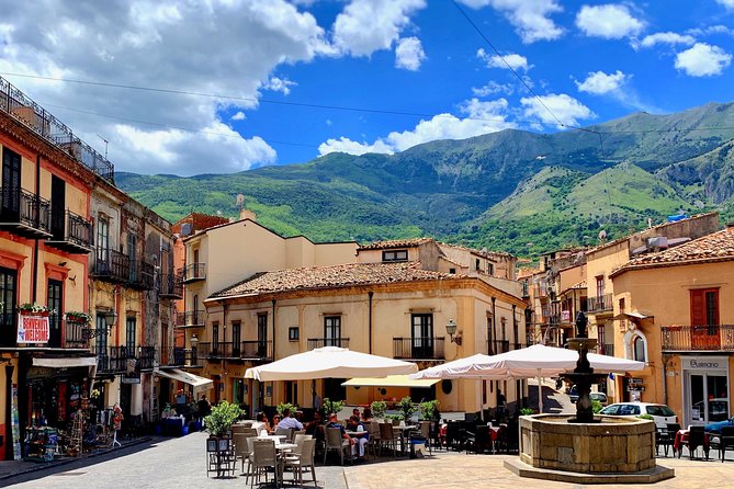 FOODIES DELIGHT and SICILIAN VILLAGE Private Exclusive Tour From Palermo - Customer Review Highlights