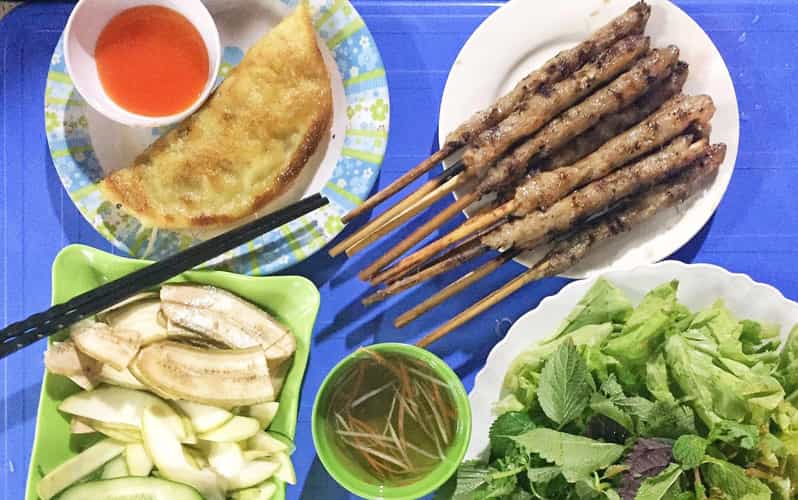 FOODTOUR: Gastrononmic Egg Coffee Making Show Extra - Experience Highlights