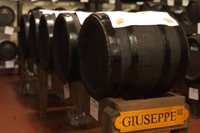 FoodTour:Prosciutto, Parmigiano, Balsamic, Lambrusco, Lunch, Transport - Caseificio Bio Reggiani Tour