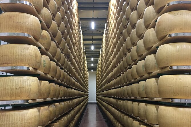 FoodTour:Prosciutto, Parmigiano, Balsamic, Lambrusco, Lunch, Transport - Prosciuttificio Leonardi Srl Tour