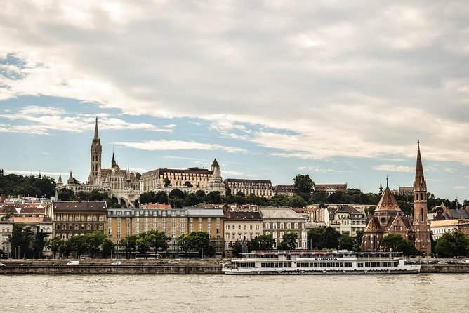 Fools and Kings - Buda Castle District Tour With Cake & Coffee - Group Size and Cancellation