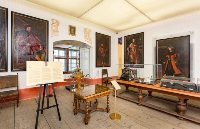 Forchtenstein: Forchtenstein Castle Admission Ticket - Coronation Flags From Hungary, Croatia, and Serbia