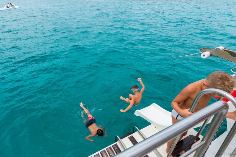 Formentera: Crystal Waters Cruise With Snorkeling and Lunch - Savoring the Buffet Lunch