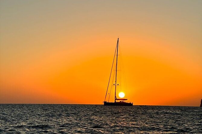 Formentera Private Sunset Sailing From Ibiza - Key Points