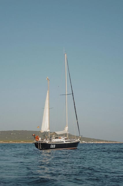 Formentera: Sailing Tour. Discover the Authentic Formentera - Sailing the Turquoise Waters