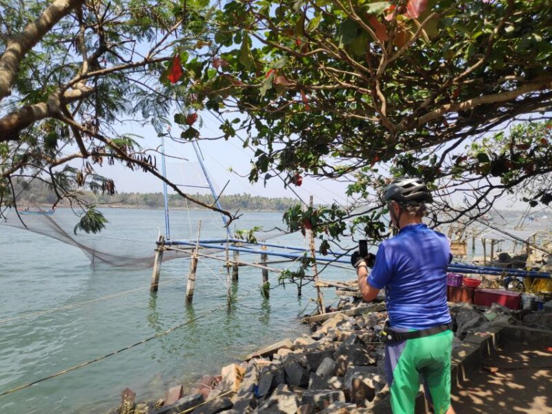 Fort Kochi & Kumbalangi/ Kadamakudy Cycling Tour (Full Day) - Key Points