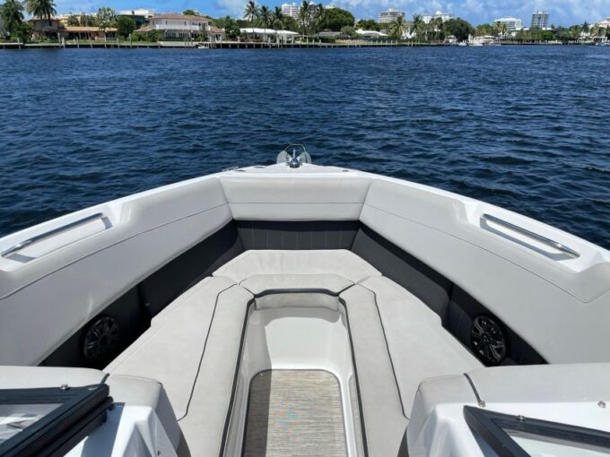 Fort Lauderdale: 11 People Private Boat Rental - Included Safety and Amenities