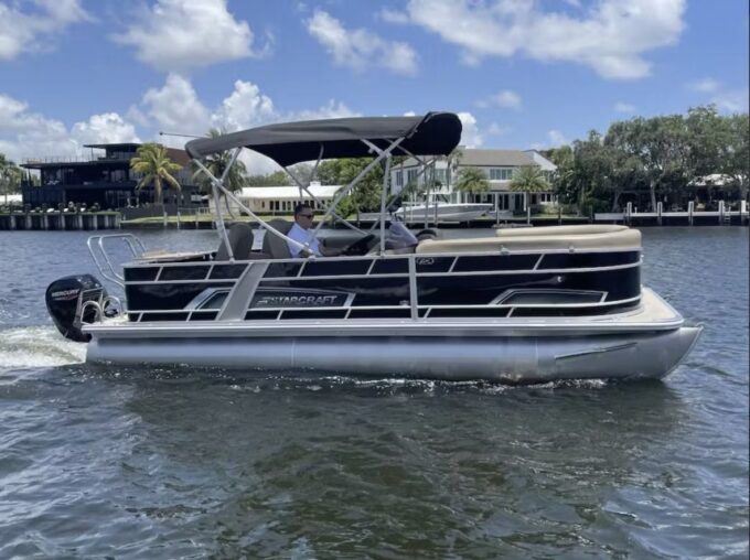 Fort Lauderdale: 12 People Private Pontoon Rental - Reservation Process