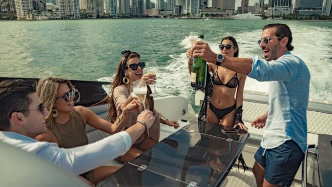 Fort Lauderdale: 13 People Private Boat Rental - Additional Information