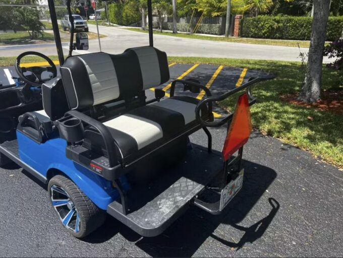 Fort Lauderdale: 4 People Golf Cart Rental - Vibrant Nightlife and Entertainment