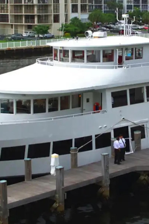 Fort Lauderdale: Musette Yacht New Years Eve Party Cruise - Key Points