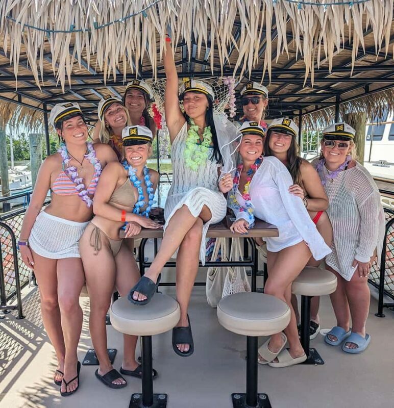 Fort Myers Beach: Tiki Pub Fun In The Sun Dolphin Cruise - What Is the Tiki Pub Dolphin Cruise Like?