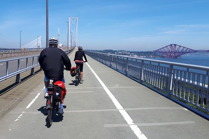 Forth Bridges and Edinburgh Suburbs by Manual or E-bike - Cramond Village Exploration