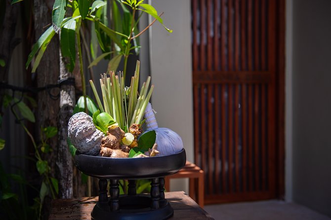 Four Hand Bliss (65 Mins) + Free Pick up or Drop Back - Health and Safety Guidelines
