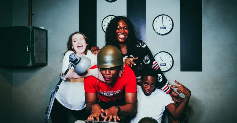 Fox in a Box London: Immersive Escape Room Experience - Game Master and Immersion