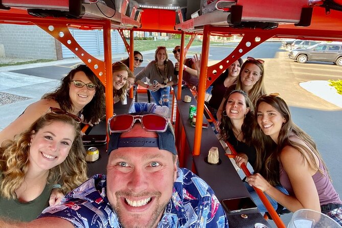 Foxy Pedaler Green Bay Party Bike Private Tour - Booking and Reservation