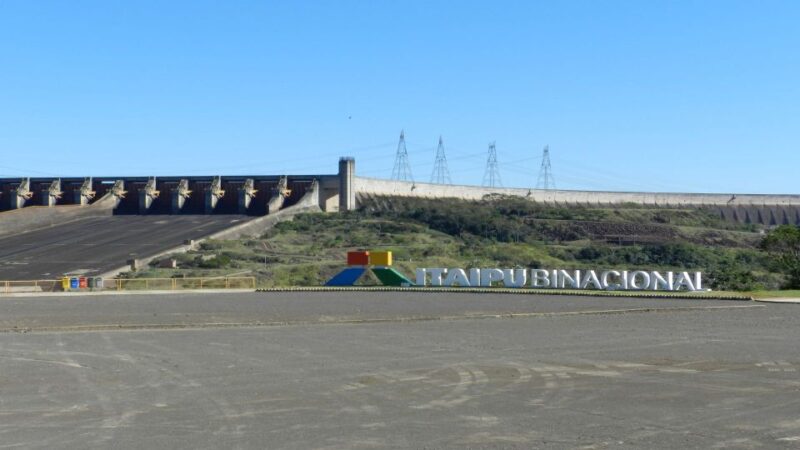Foz Do Iguaçu: Itaipu Hydroelectric Dam Guided Tour - Key Features
