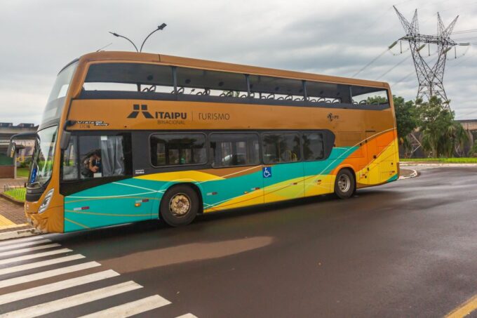 Foz Do Iguaçu: Itaipu Hydroelectric Dam - Surrounding Landscapes and Nature