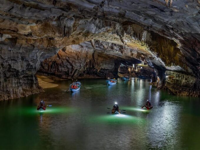 Fr Phong Nha/Dong Hoi: Phong Nha Cave and Paradise Cave Tour - Pickup and Drop-off