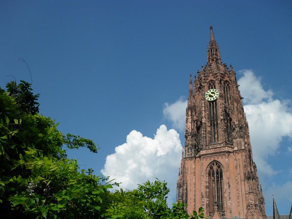 Frankfurt Highlights Guided Walking Tour - History and Curiosities