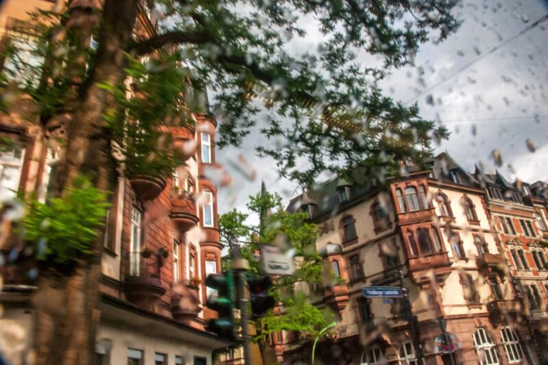 Frankfurt: Highlights Self-Guided Scavenger Hunt & City Tour - Key Points