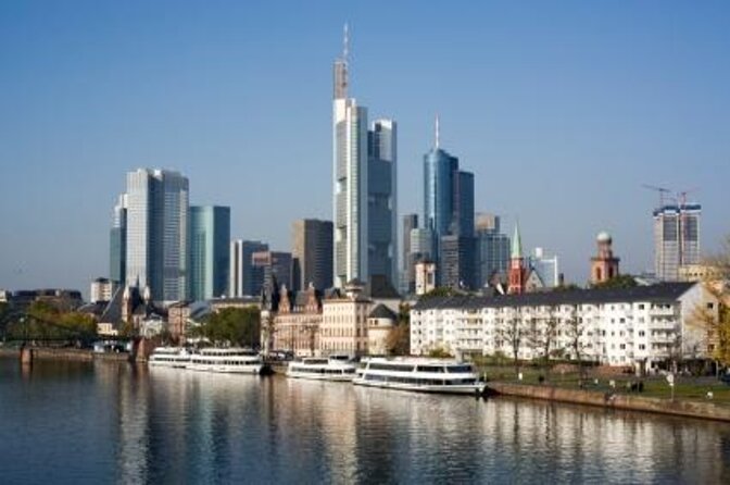 Frankfurt MAIN TOWER With Tickets, Guide and Old Town Tour - Exploring the Main Tower