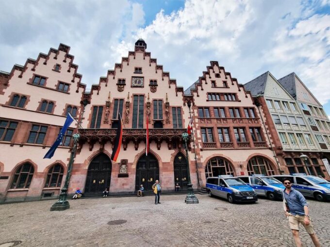Frankfurt Old Town Audio Rally by P.I. Sir Peter Morgan - Frequently Asked Questions
