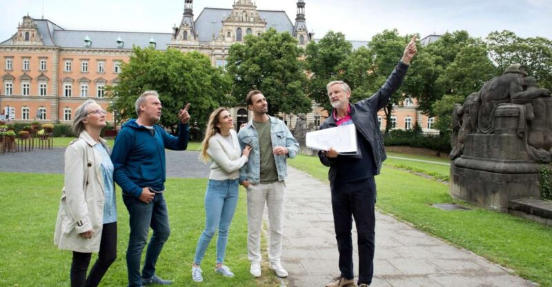 Frankfurt: Old Town Historical Walking Tour in German - Tour Inclusions and Exclusions