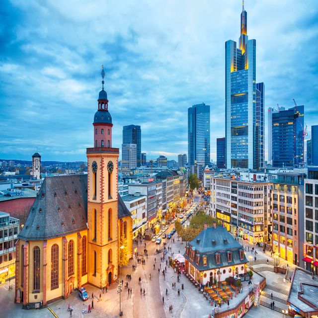 Frankfurt: Private German Beer Tasting Tour in Old Town - Exploring Frankfurts Old Town