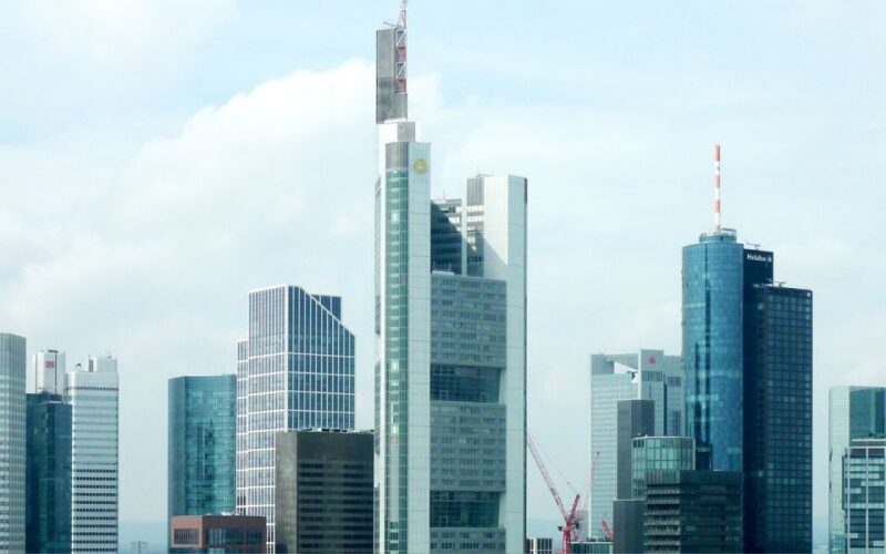 Frankfurt: Self-Guided Outdoor Escape Game - Exploring Frankfurts Landmarks