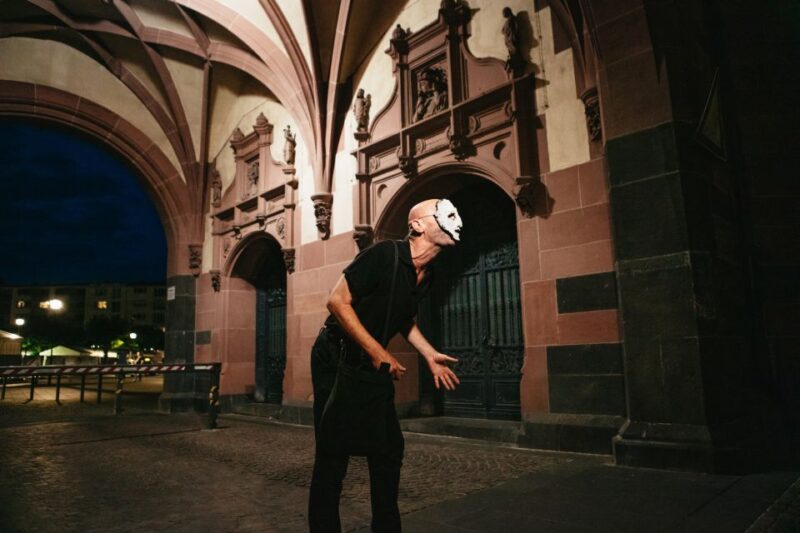 Frankfurt: The Sandman Nightmarish Walking Tour - Participant Information