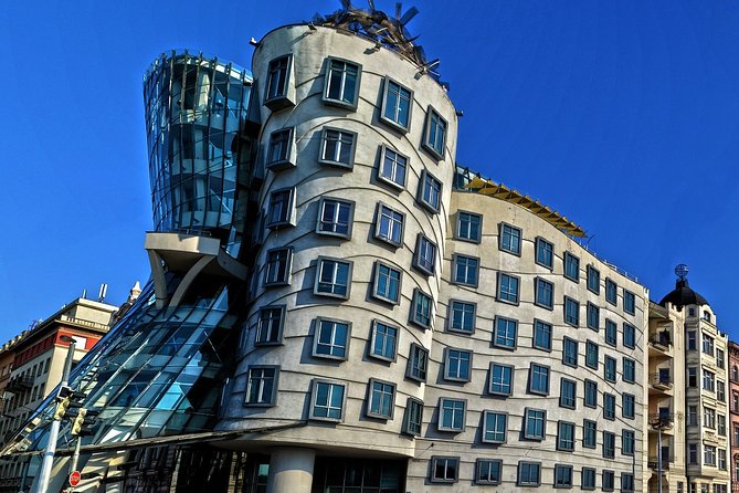 Frankfurt to Prague - Private Transfer With 2 Hours of Sightseeing - Additional Information and Operating Hours