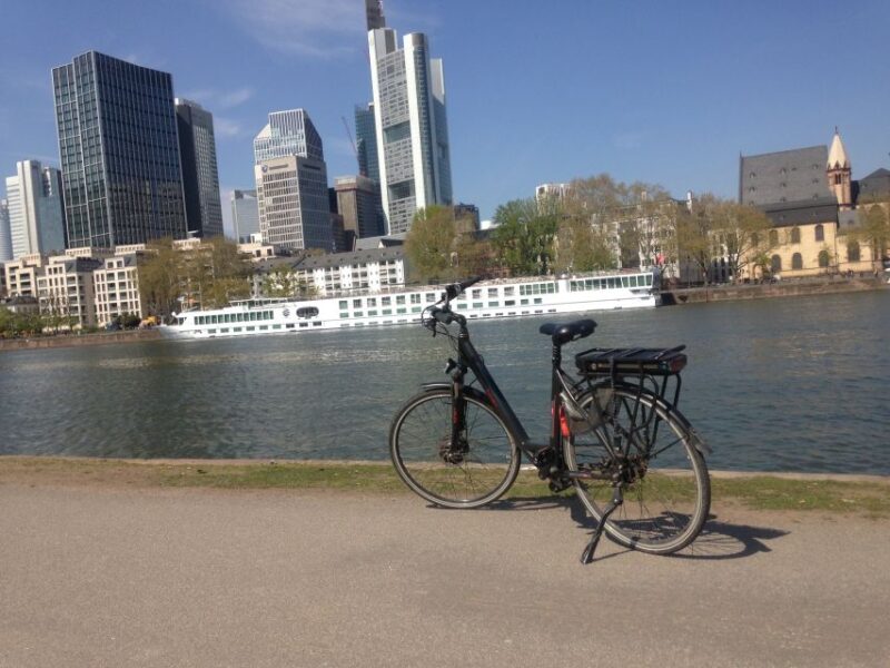 Frankfurt: Unique E-Bikes Tours - Cider and Orchard Adventure