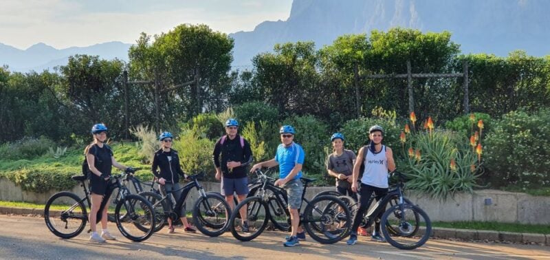 Franschhoek: E-Bike Tour With Wine Tasting and Lunch - Exploring Franschhoek Town