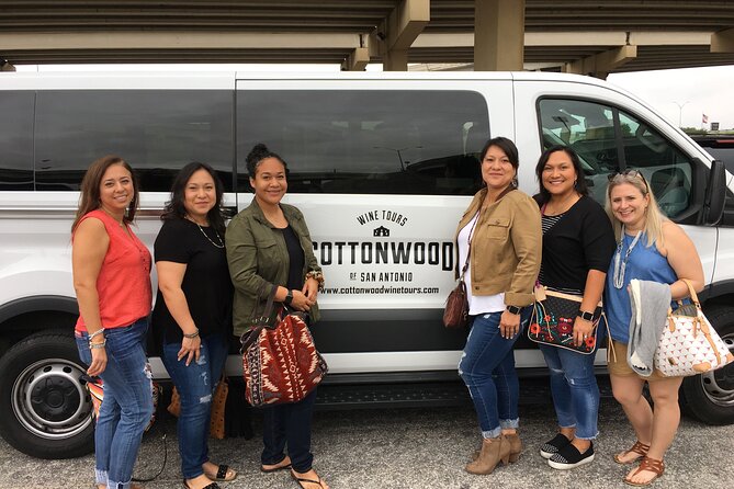 Fredericksburg Hill Country Aficionado Wine Tour From San Antonio - Exploring Fredericksburgs Renowned Vineyards