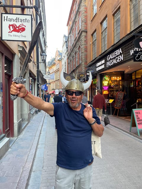 Free Guided Walking Tour: Old Town Stockholm (in English) - Payment and Fees
