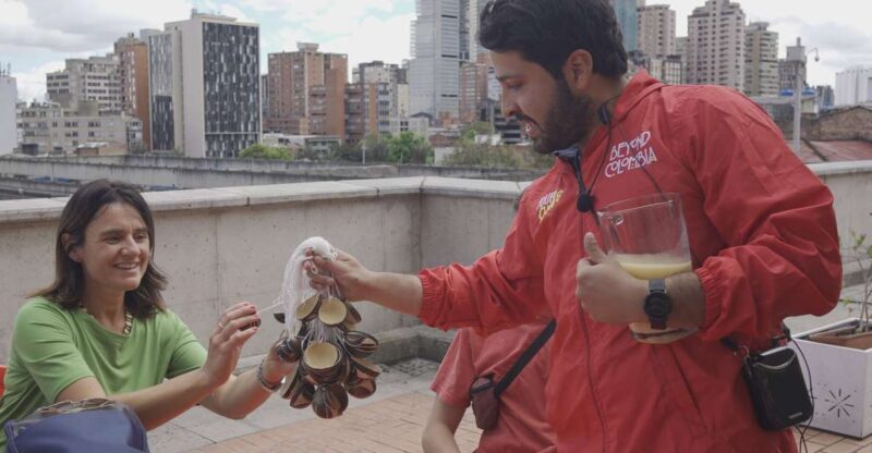 Free Historic Bogotas Downtown Walking Tour (La Candelaria) - Customer Reviews and Ratings
