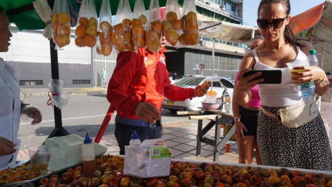 Free Walking Tour Calis Cultural and Historical Downtown - Customer Experience