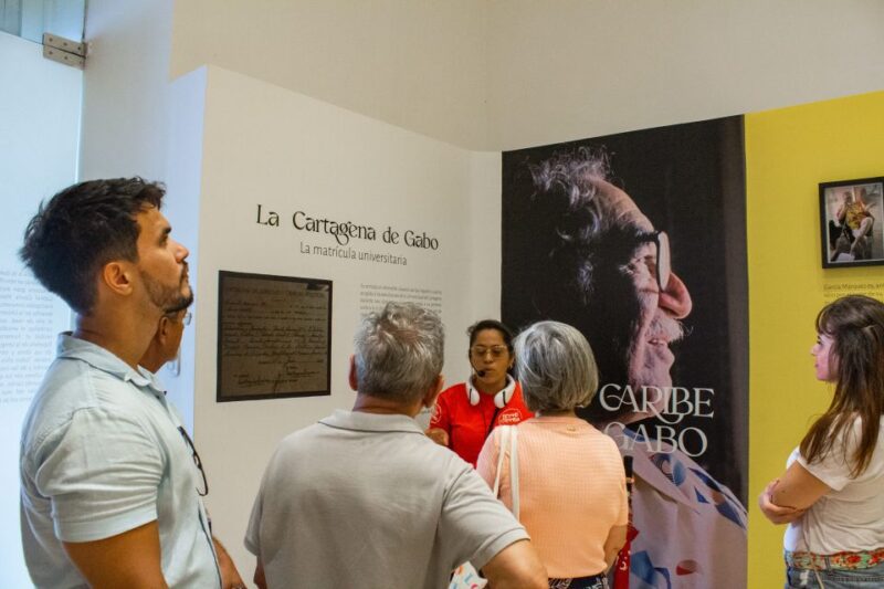 Free Walking Tour Gabriel García Márquez & San Diego Neighborhood - Key Points