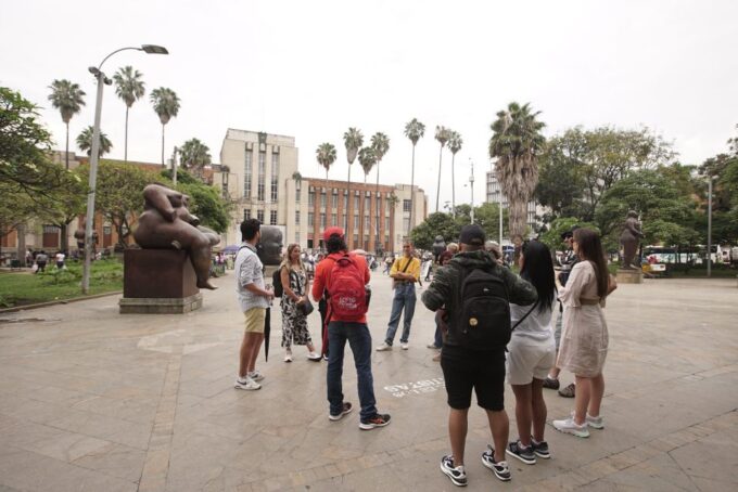 Free Walking Tour Medellins Historic Downtown - Starting Location and Meeting Point
