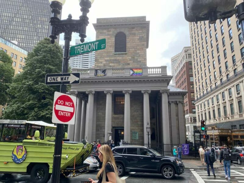 Freedom Trail: Small Group or Private 2 Hour Walking Tour - Key Points