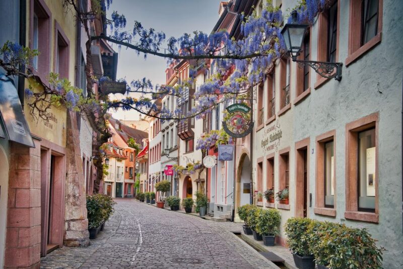 Freiburg: Capture the Most Photogenic Spots With a Local - Important Considerations