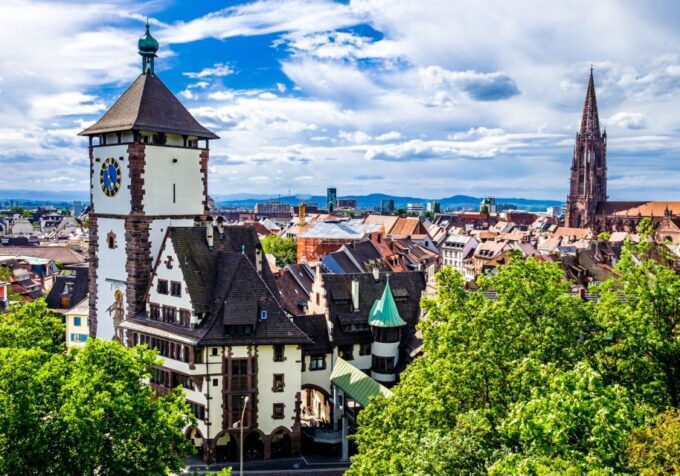 Freiburg: Scavenger Hunt and City Highlights Walking Tour - Tour Route and Starting Point