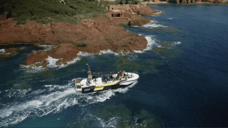 Fréjus: Sea and Creeks Boat Tour With Snorkeling and Drinks - Key Points