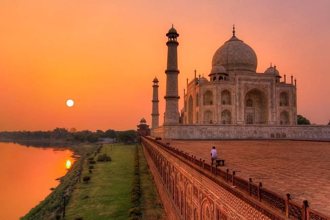 Fre@King Private T@J Mahal D@Y Trip From New Delhi by Train - Key Points